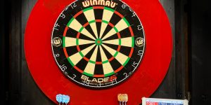 Steel-Dart-Ecke